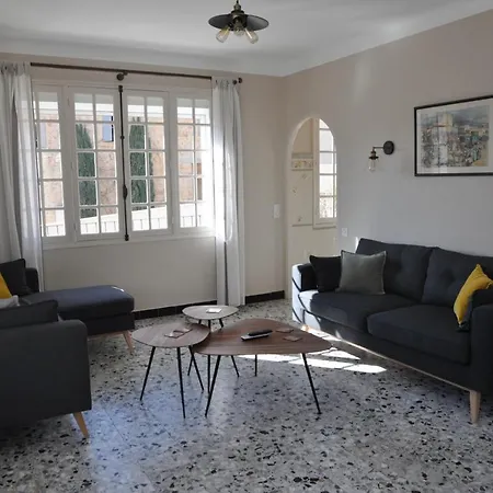 Les Terrasses De La Roque-alric Holiday home *